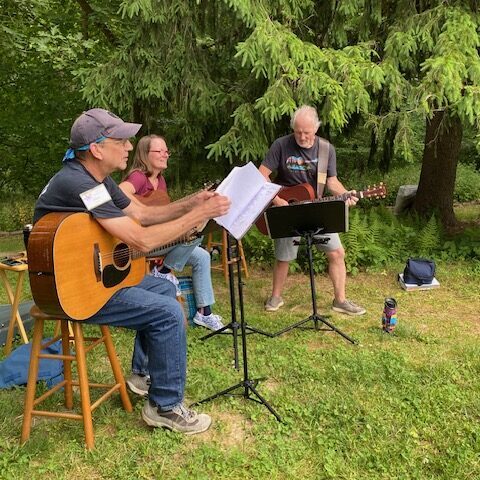 Musicians at the Newark Garden Tour